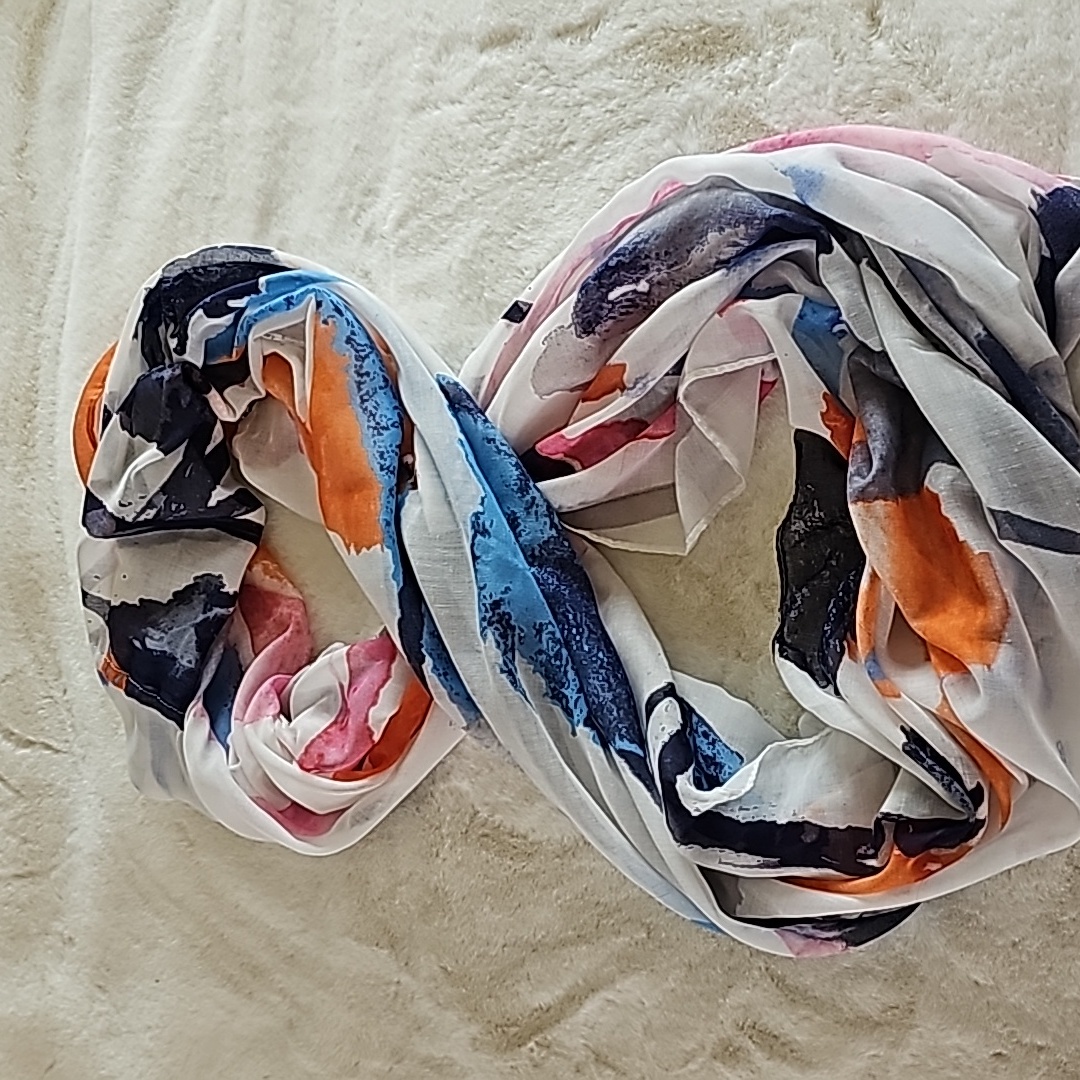 Lightweight Infinity Scarf